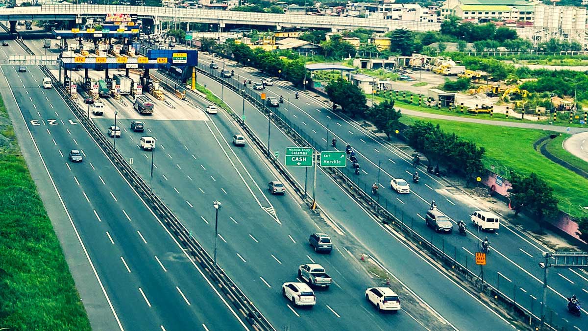 Zatpark - highway toll gate with cars driving up - anpr for toll gates